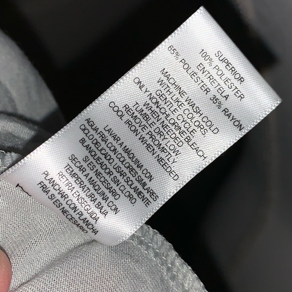 3/$10 🔆 Mix Media Top - Picture 7 of 7